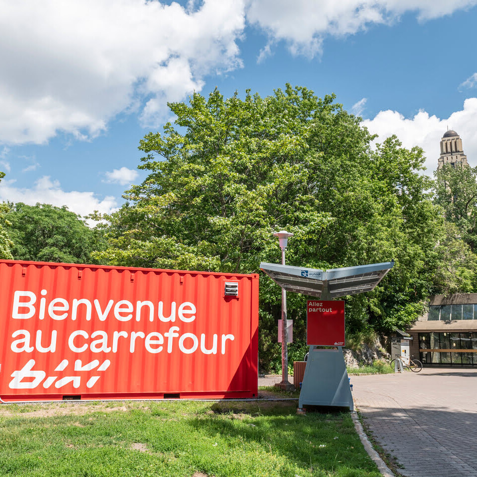 Installation carrefour Bixi.